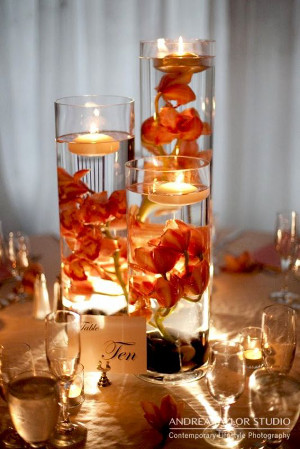 blog de bodas: CENTROS DE MESA CON FLORES Y LUCES SUMERGIBLES